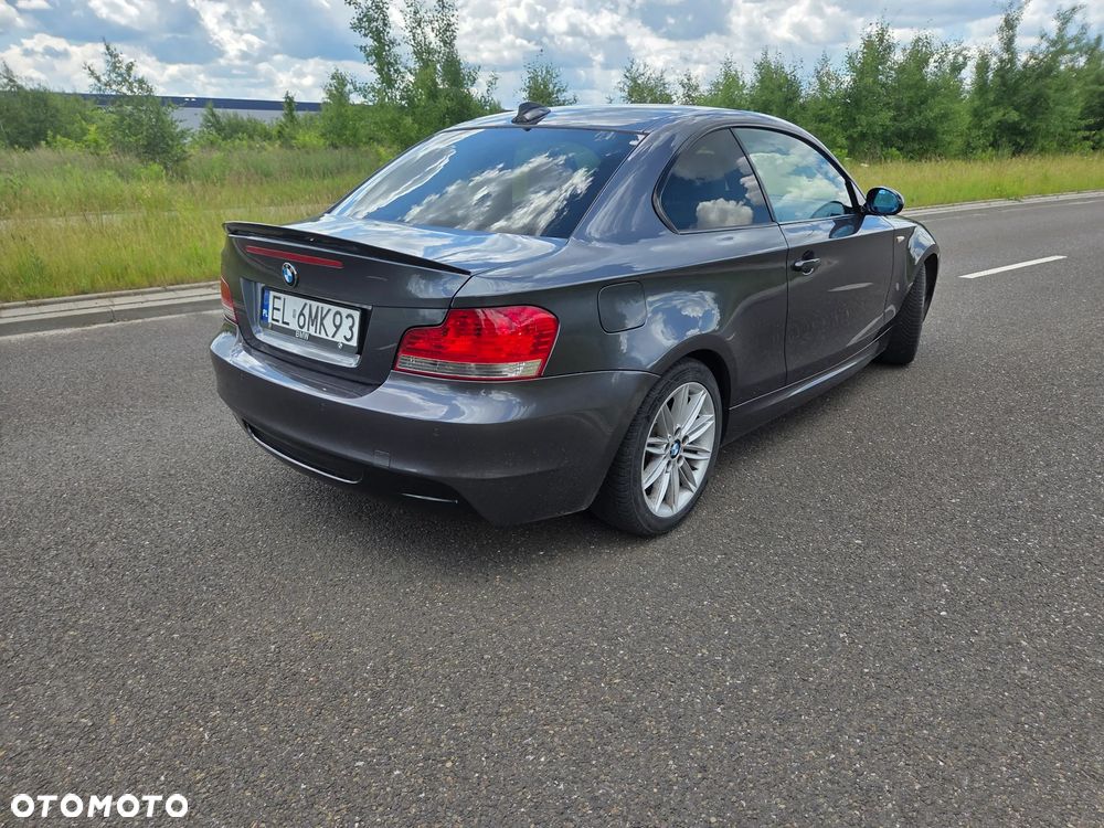 BMW Seria 1 120d DPF - 4