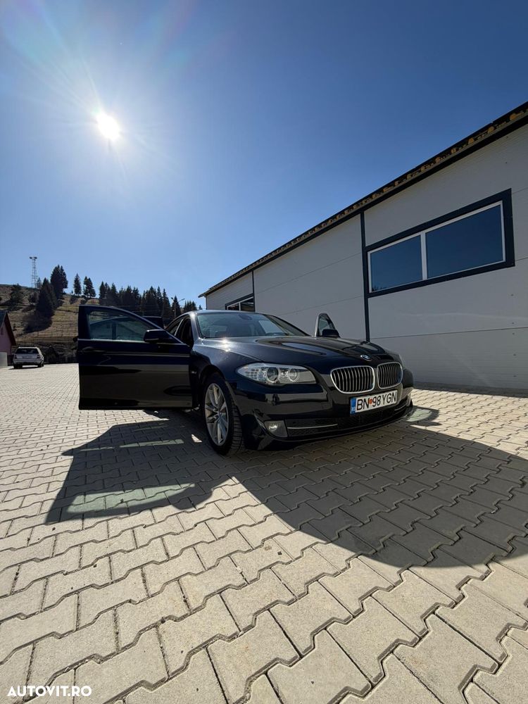 BMW Seria 5 520d - 13