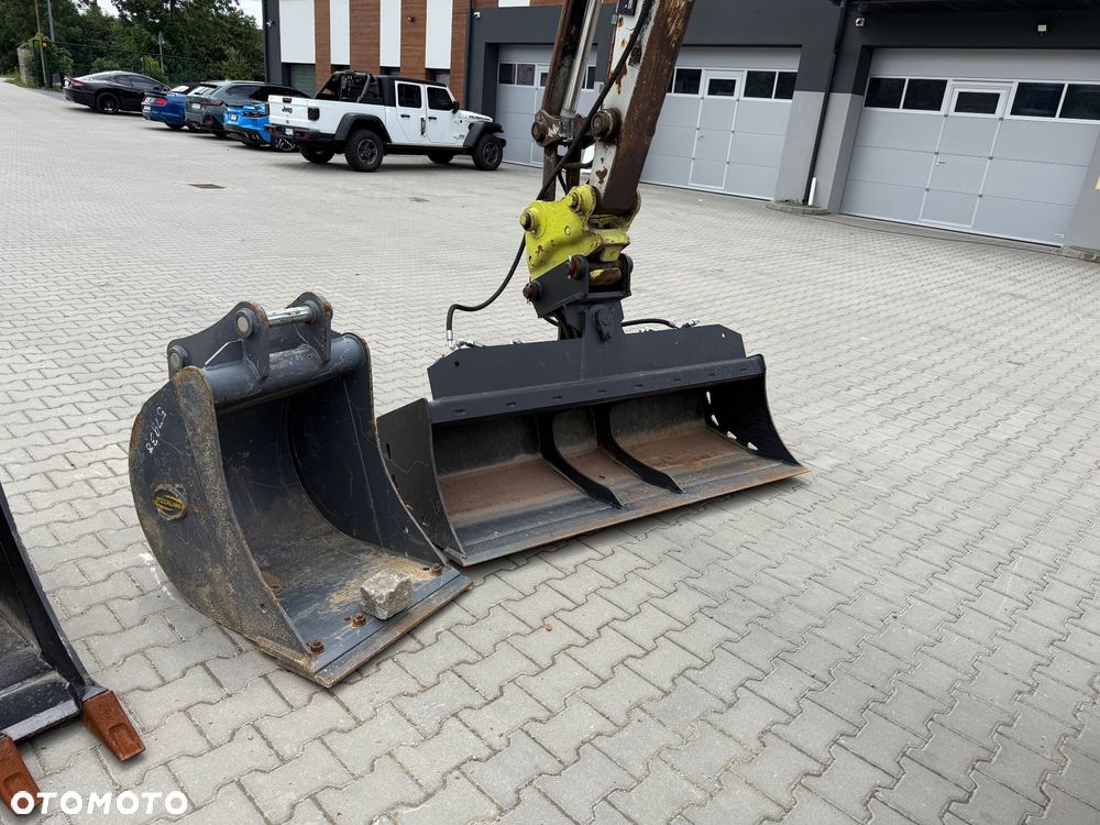 Takeuchi TB295W - 10