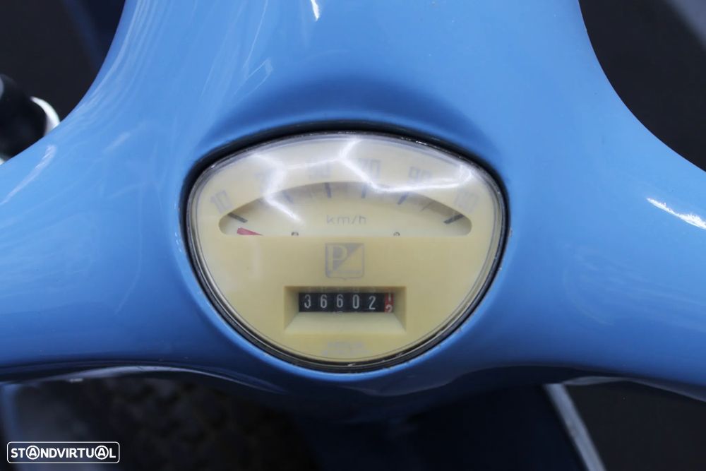 Piaggio Vespa Super - 10