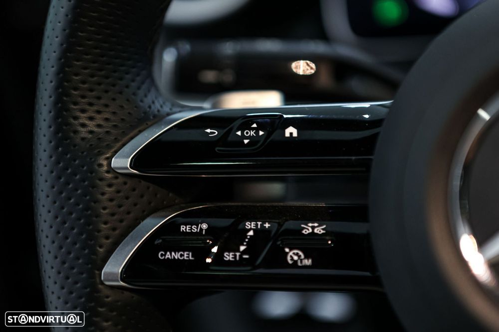 Mercedes-Benz C 300 de AMG Line - 21