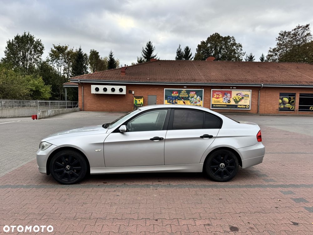 BMW Seria 3 2005 photo 5