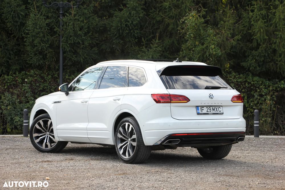 Volkswagen Touareg 3.0 V6 TDI 4Motion DPF Automatik R-Line - 9