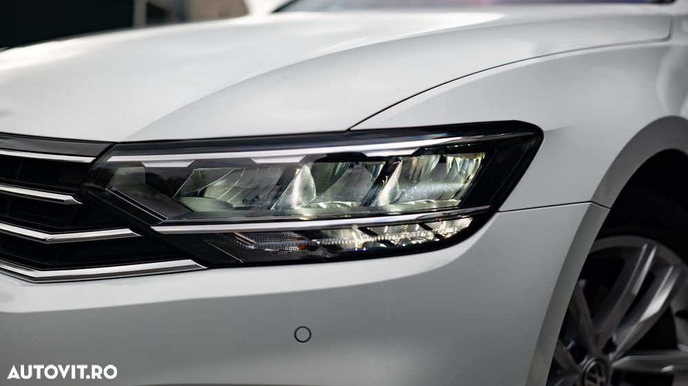 Volkswagen Passat Variant 2.0 TSI OPF DSG Elegance - 26