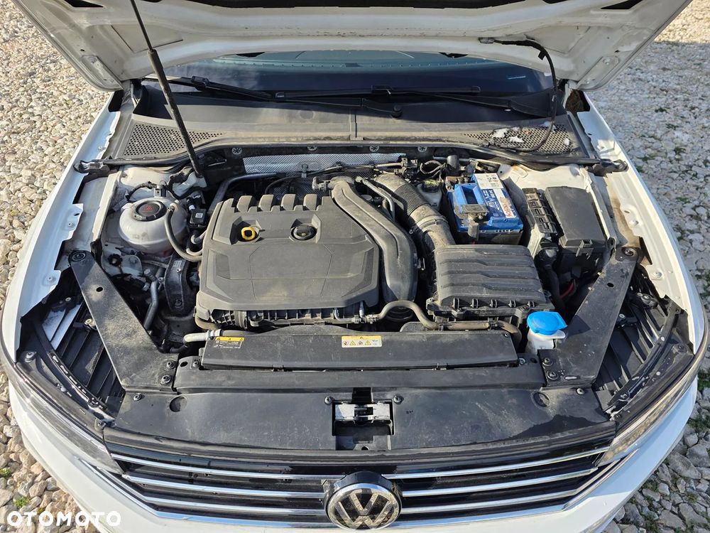 Volkswagen Passat 1.5 TSI EVO Essence DSG - 23