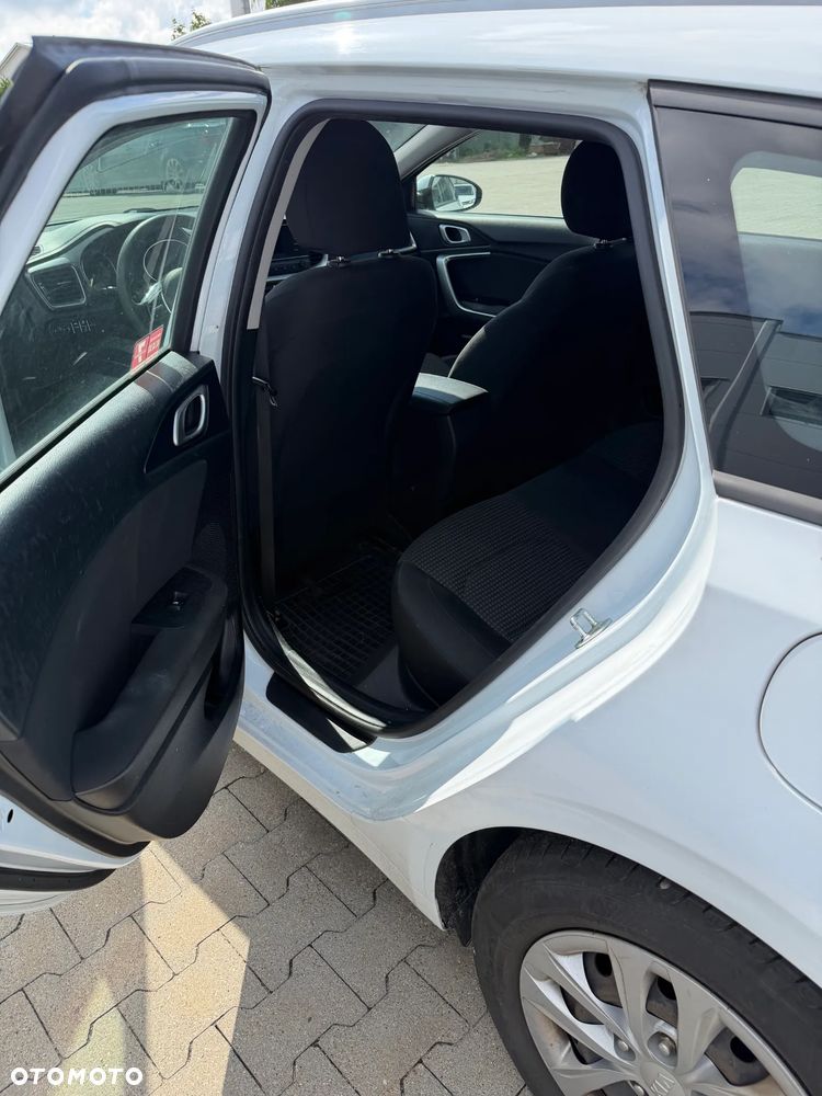 Kia Ceed 1.6 CRDi SCR S - 14