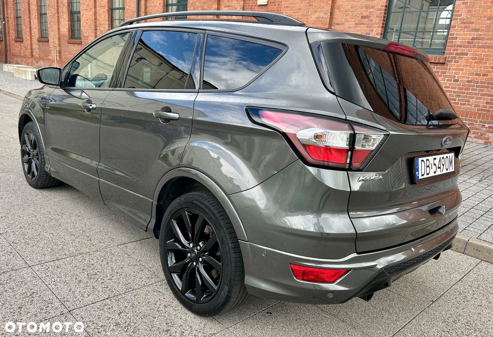 Ford Kuga 1.5 EcoBoost 2x4 ST-Line - 12