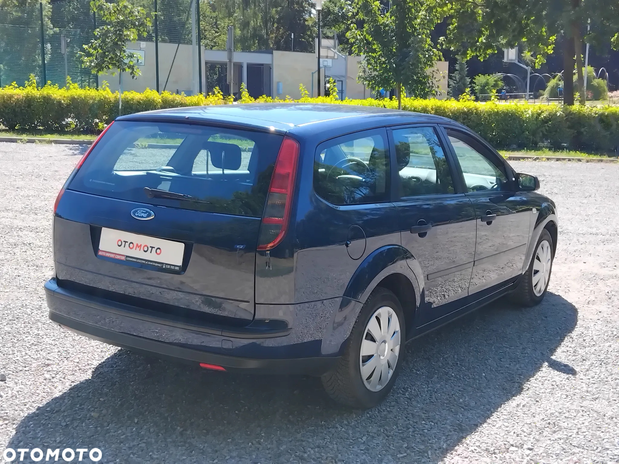 Ford Focus Turnier 2.0 16V Style - 18
