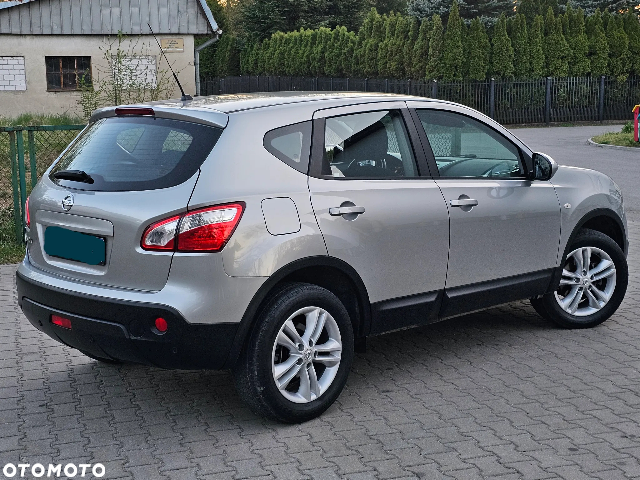 Nissan Qashqai 1.6 Visia - 8