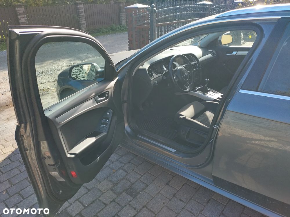 Audi A4 Avant - 10