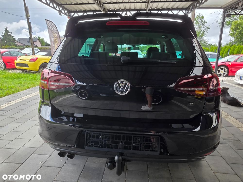Volkswagen Golf - 14