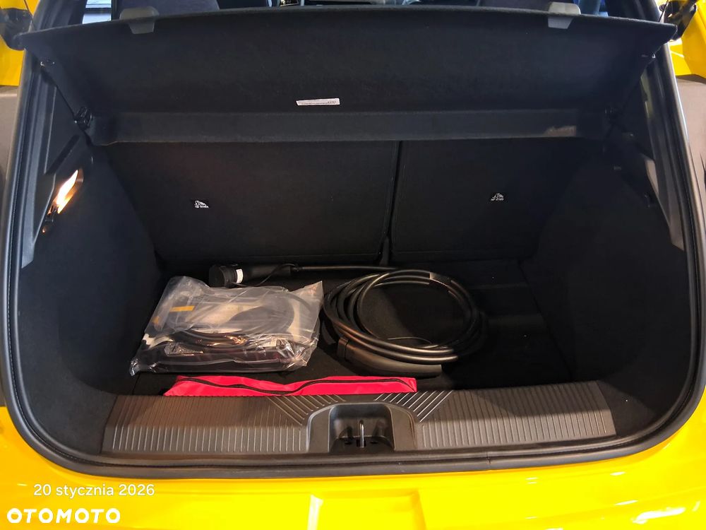 Renault 5 52kWh Comfort Range Techno - 11