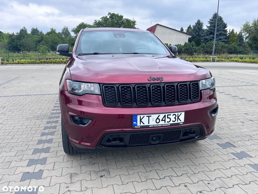 Jeep Grand Cherokee - 18