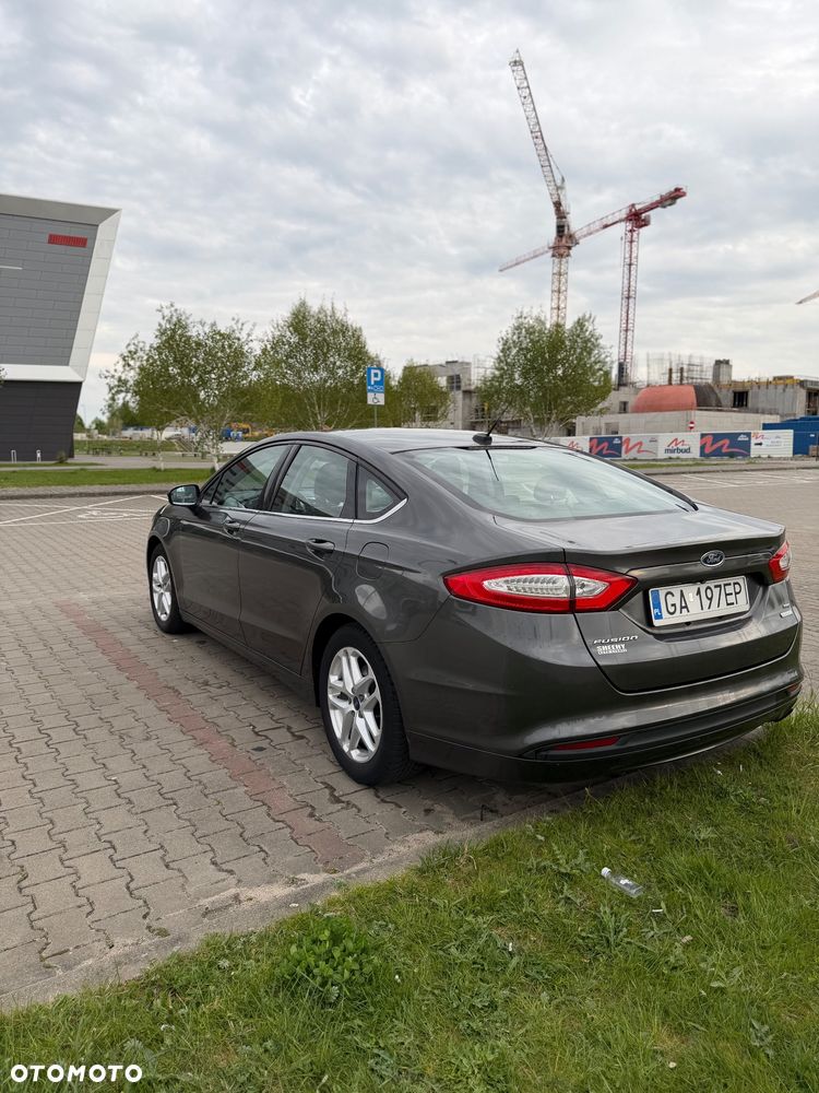 Ford Fusion - 9