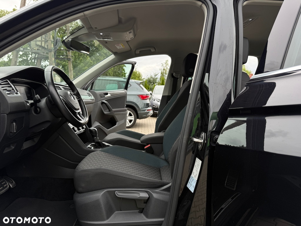 Volkswagen Tiguan 2.0 TDI SCR DSG IQ.DRIVE - 30