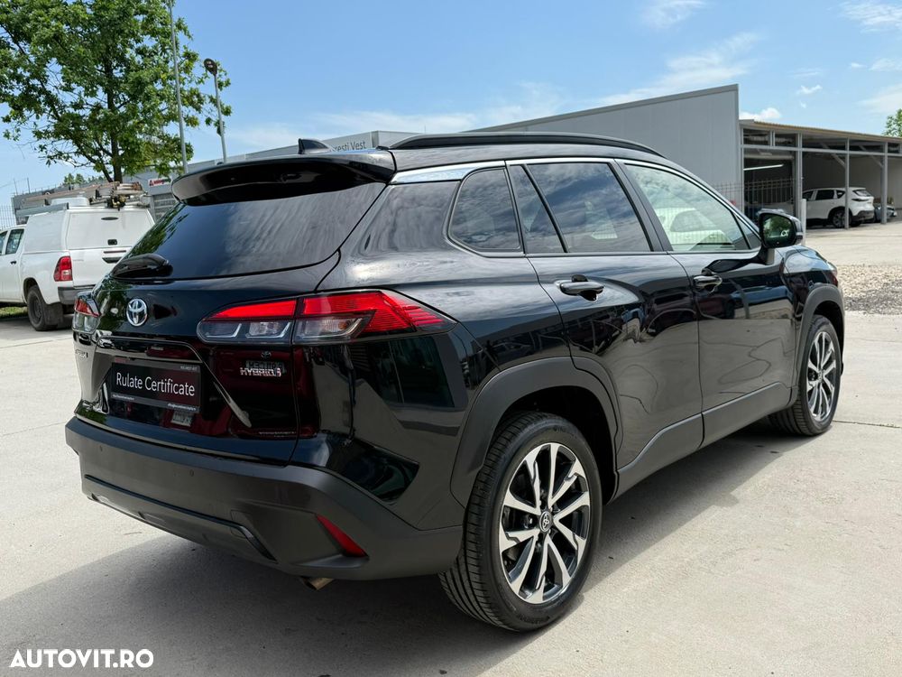 Toyota Corolla Cross - 10