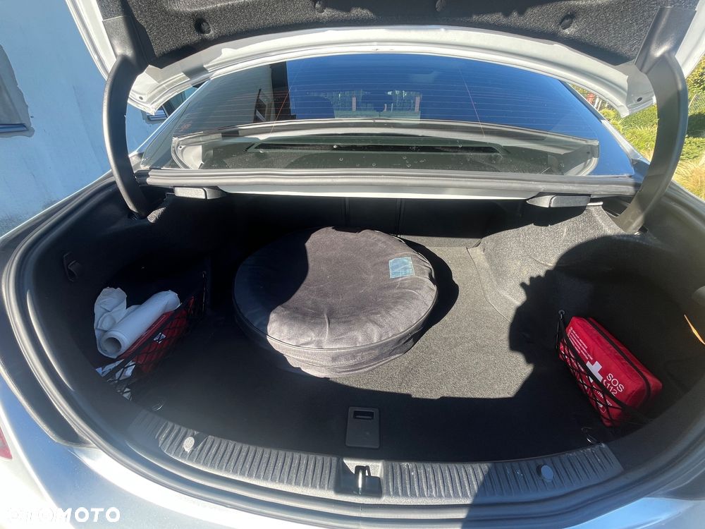 Mercedes-Benz Klasa C 300 7G-TRONIC - 36