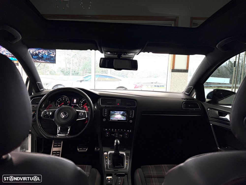 VW Golf 2.0 TSi GTi DSG Performance - 10