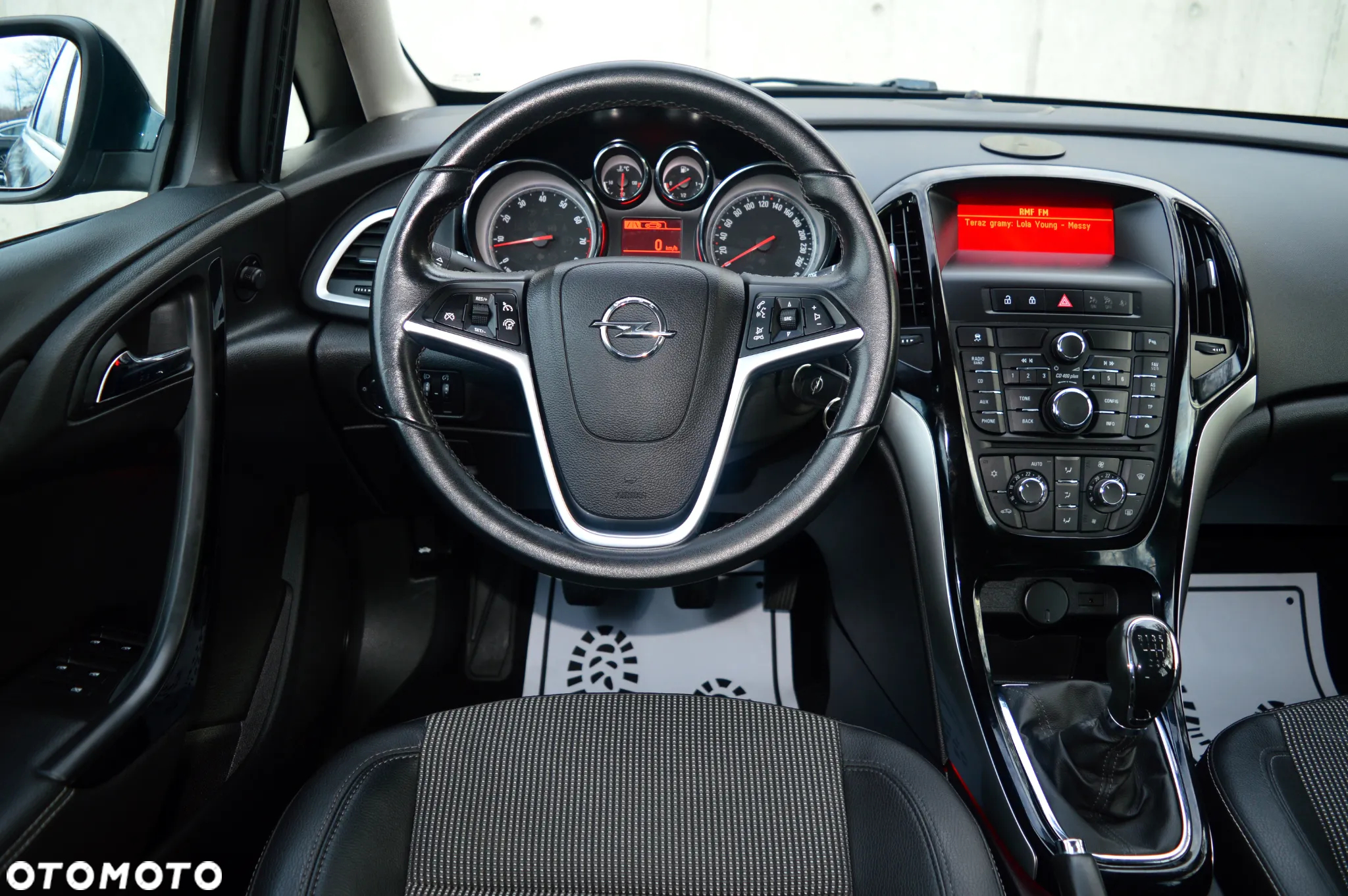 Opel Astra - 14
