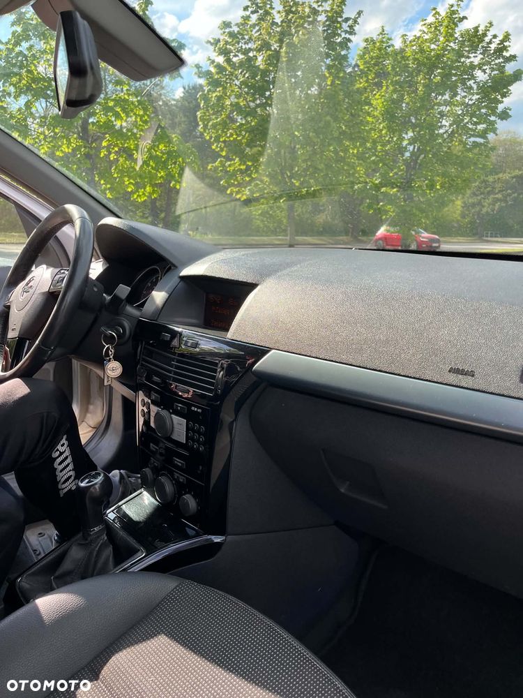 Opel Astra 1.6 - 7