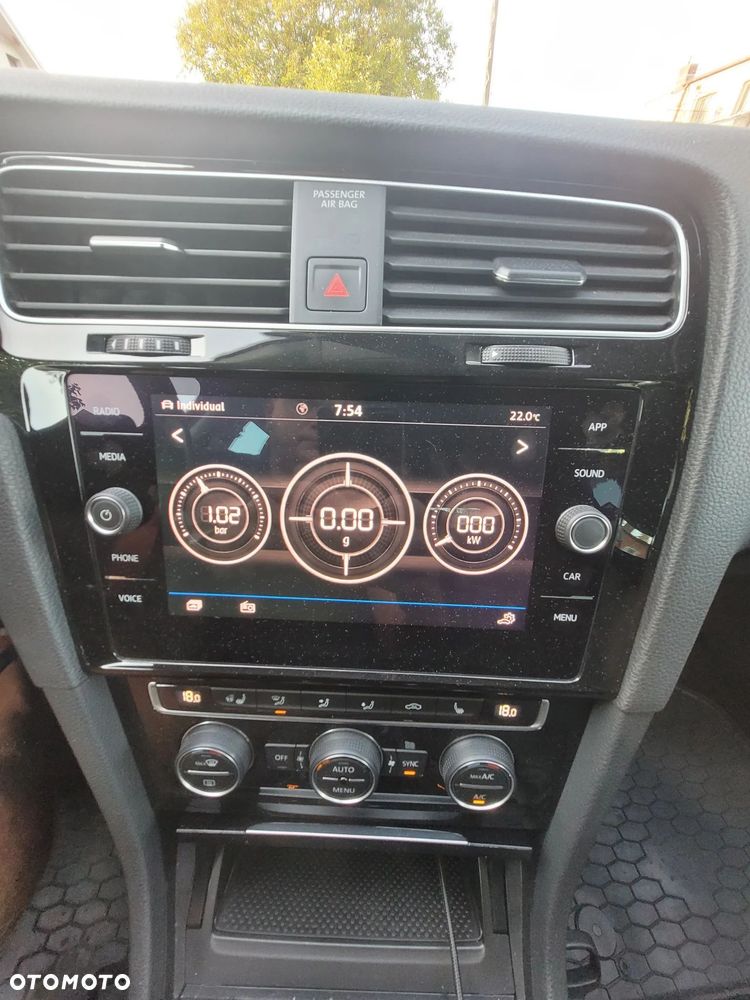 Volkswagen Golf 1.6 TDI BMT Highline - 11