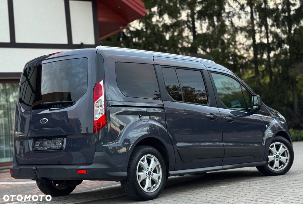 Ford Tourneo Connect Grand - 27