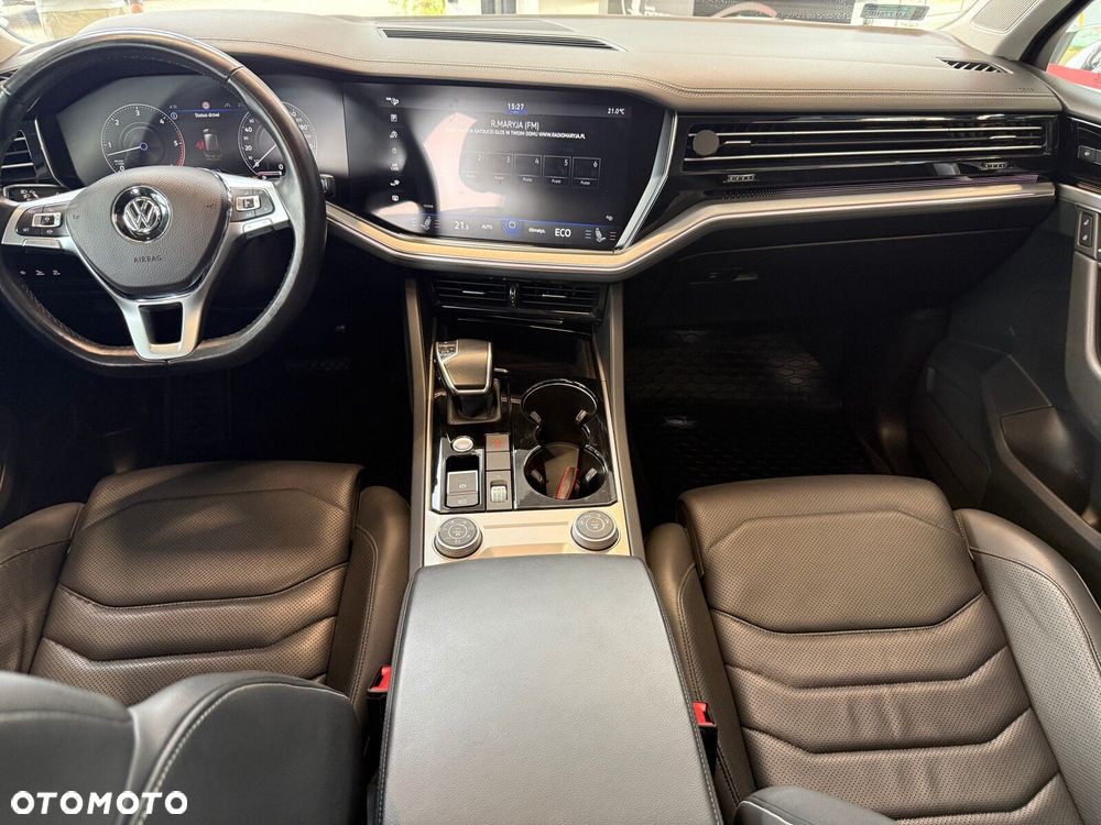 Volkswagen Touareg - 25