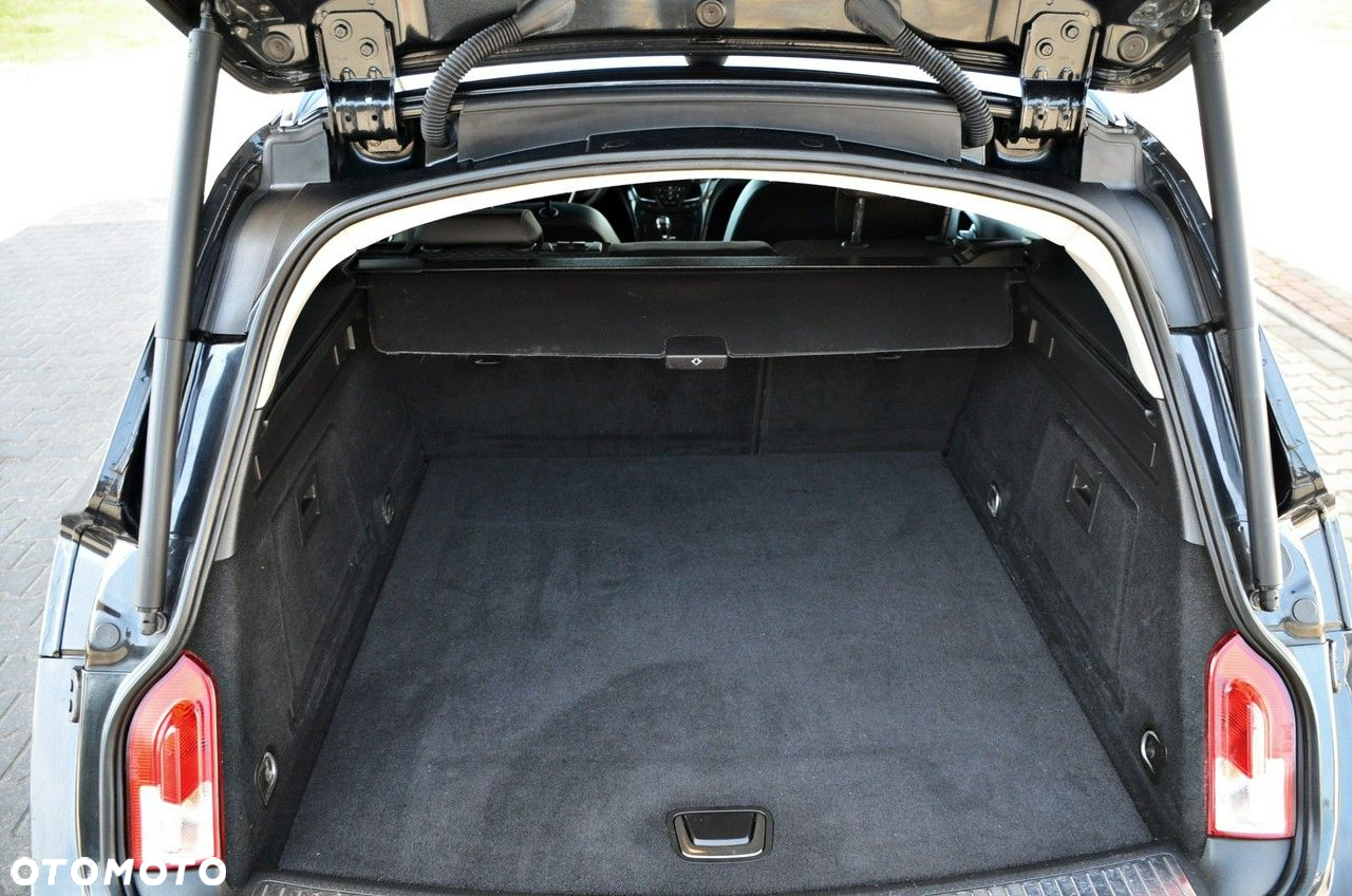 Opel Insignia - 23