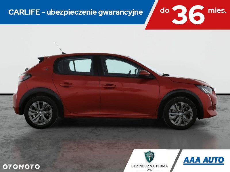 Peugeot 208 - 8