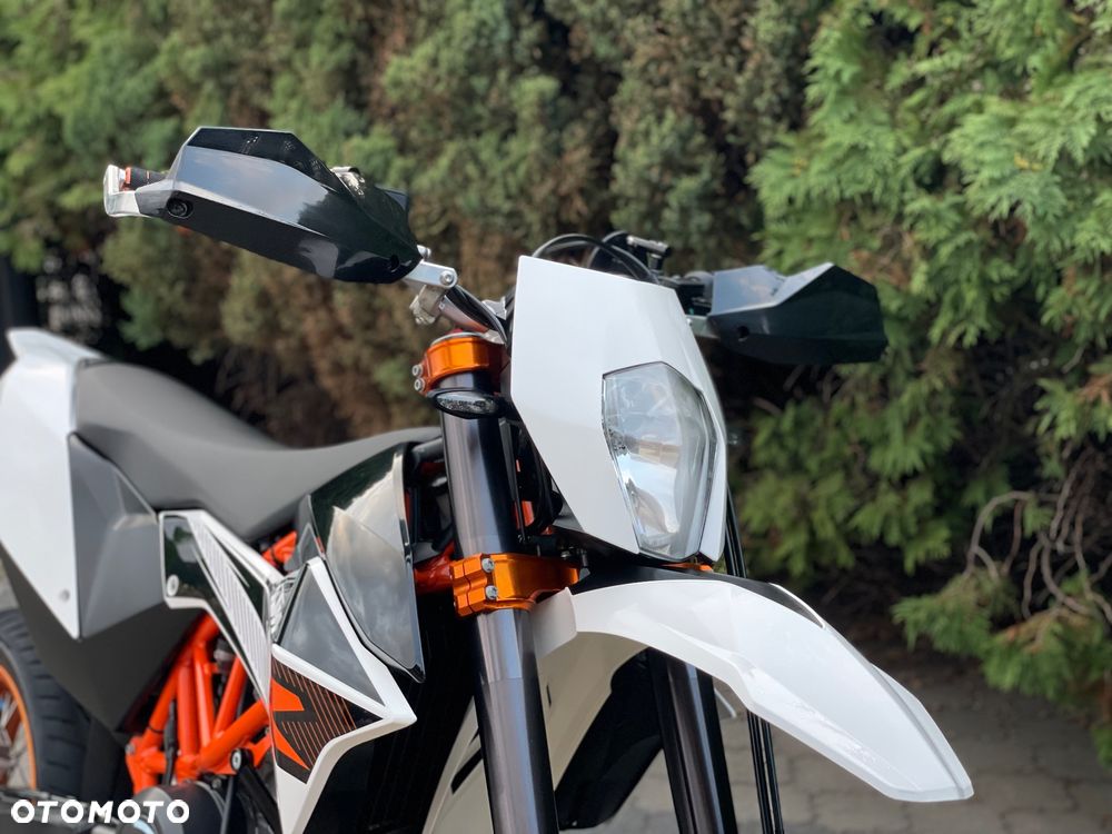 KTM SMC - 9