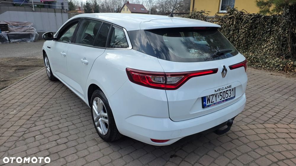 Renault Megane ENERGY TCe 100 INTENS - 23