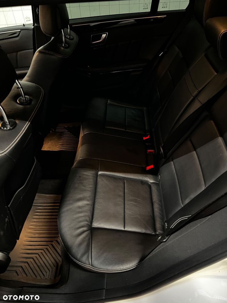 Mercedes-Benz Klasa E 250 CDI DPF BlueEFFICIENCY Automatik Avantgarde - 21