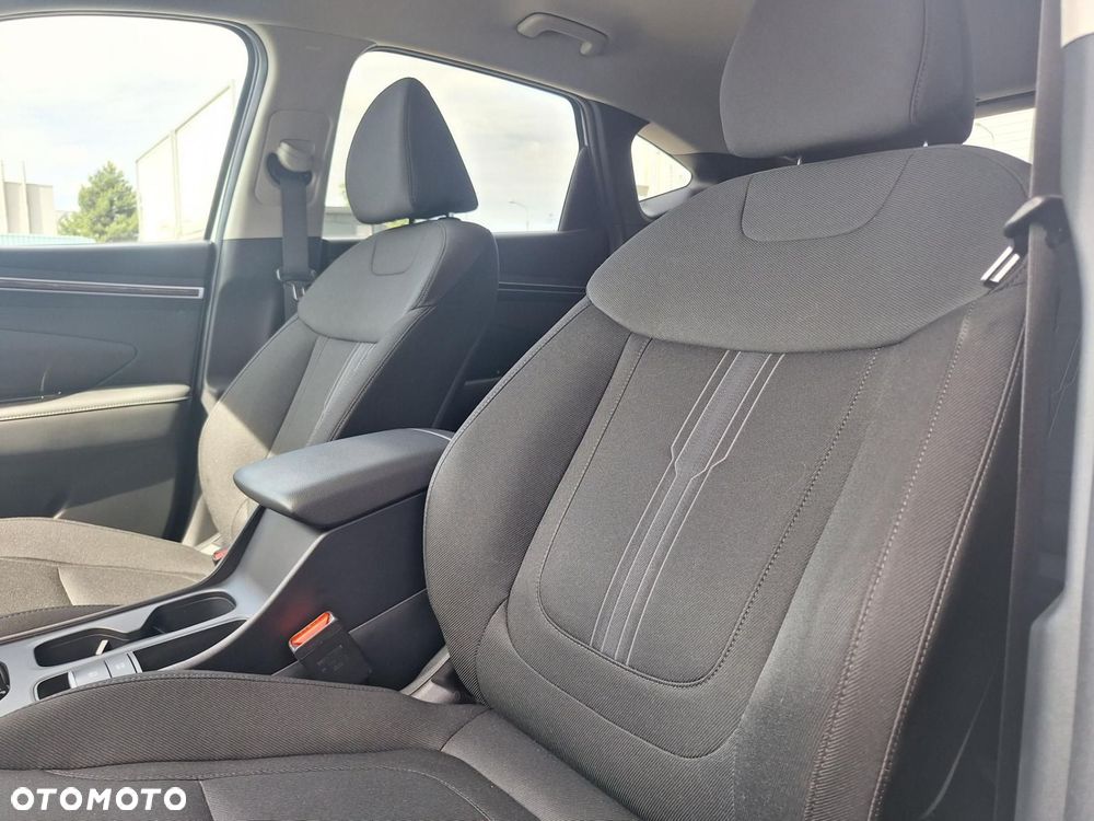 Hyundai Tucson 1.6 T-GDi Executive 2WD - 29