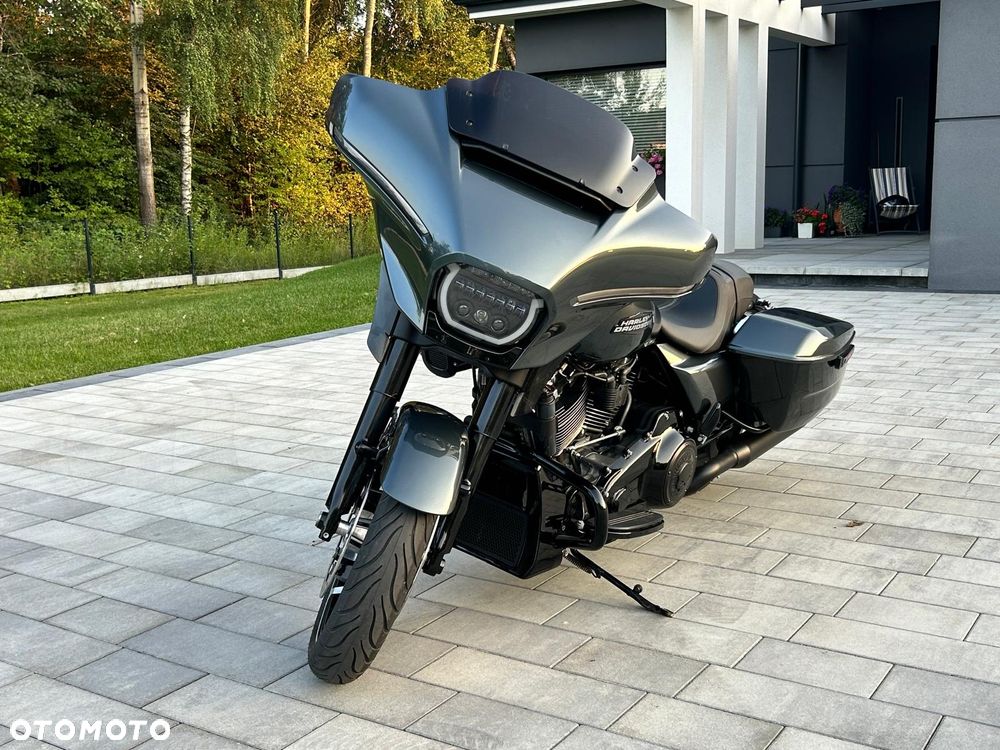 Harley-Davidson Touring Street Glide - 3
