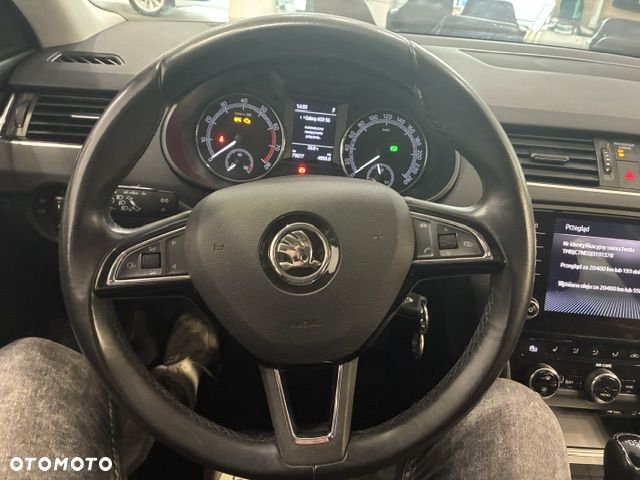 Skoda Octavia 1.4 TSI Ambition DSG - 21
