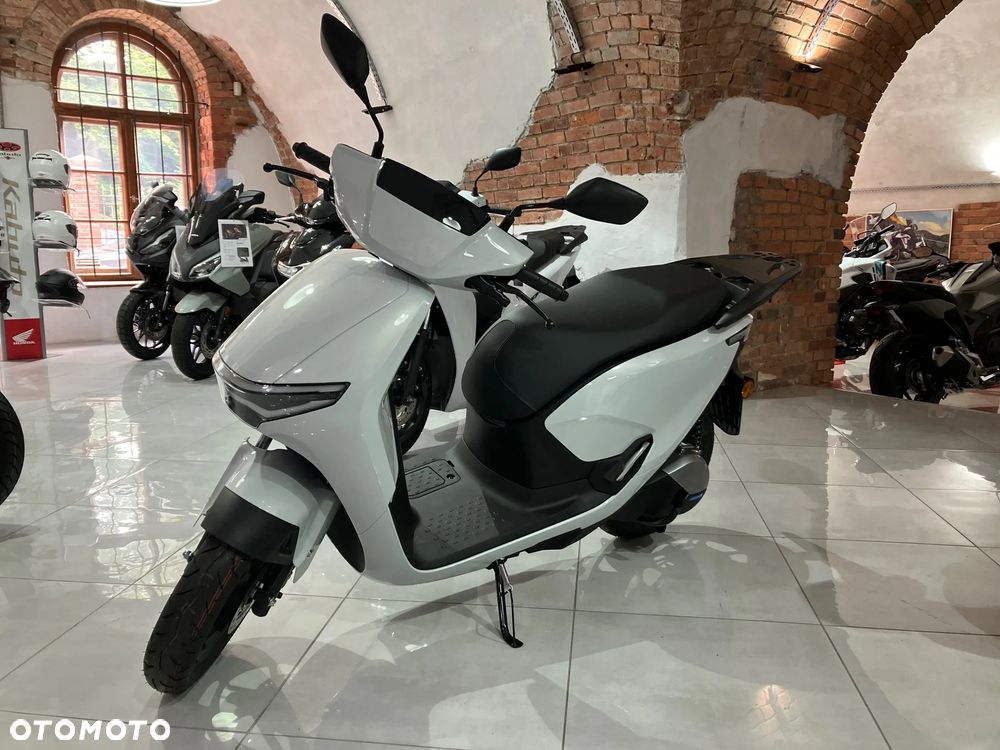 Honda Inny - 1