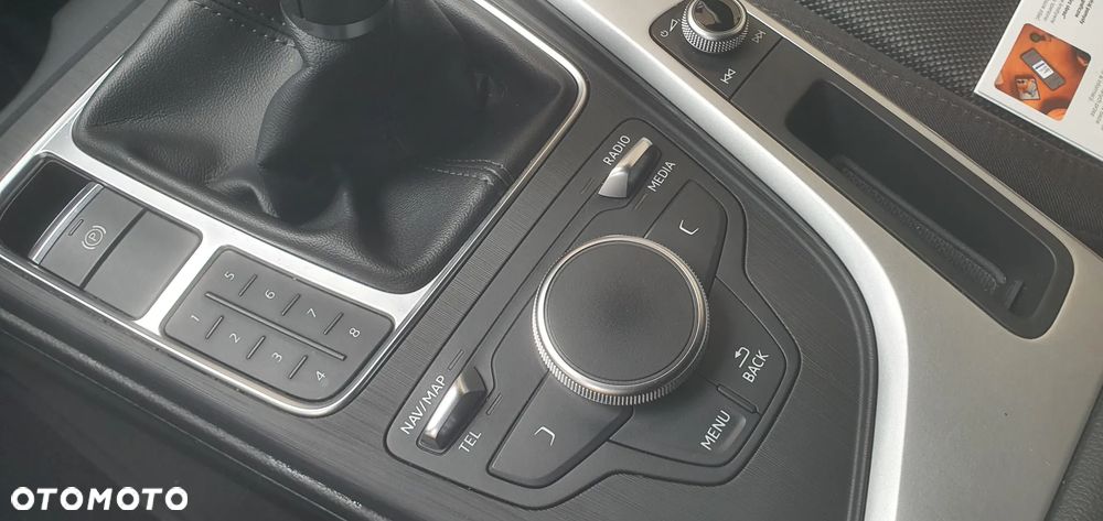 Audi A4 Avant - 4