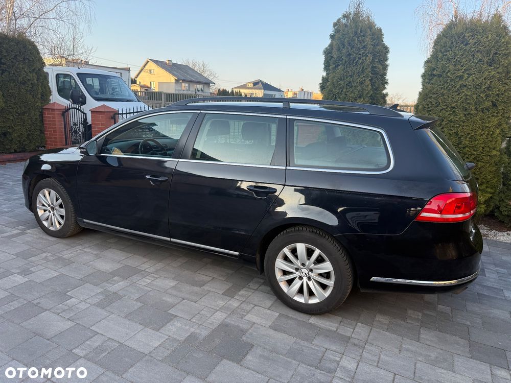 Volkswagen Passat - 10