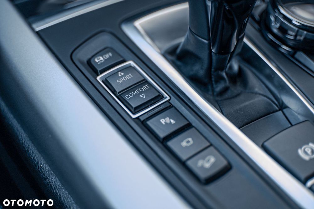 BMW X5 xDrive30d Sport-Aut - 18