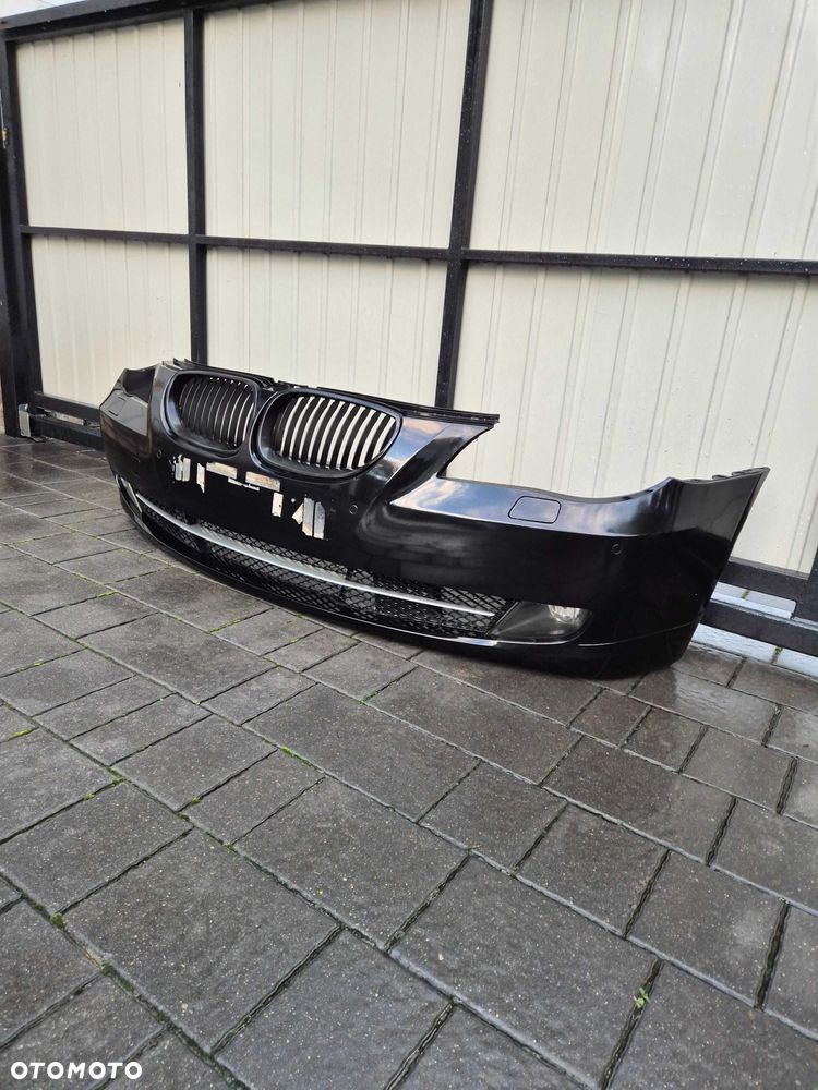 Zderzak przód przedni BMW serii 5 e60 e61 rok 07 kod lak 475/9 spryski pdcx4 - 4