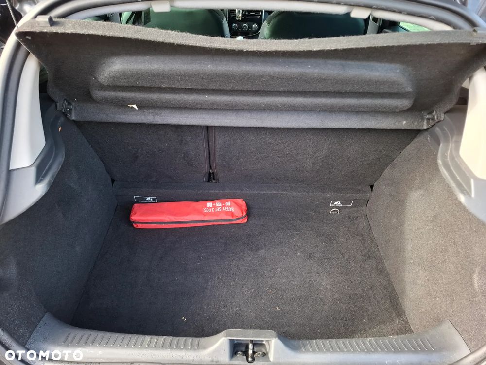 Renault Clio - 21