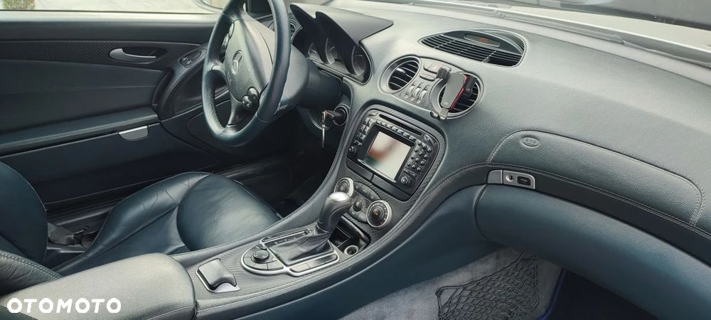 Mercedes-Benz SL 500 - 12