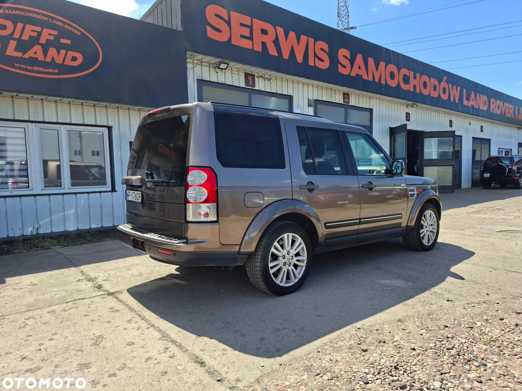 Land Rover Discovery IV 3.0D V6 HSE - 8
