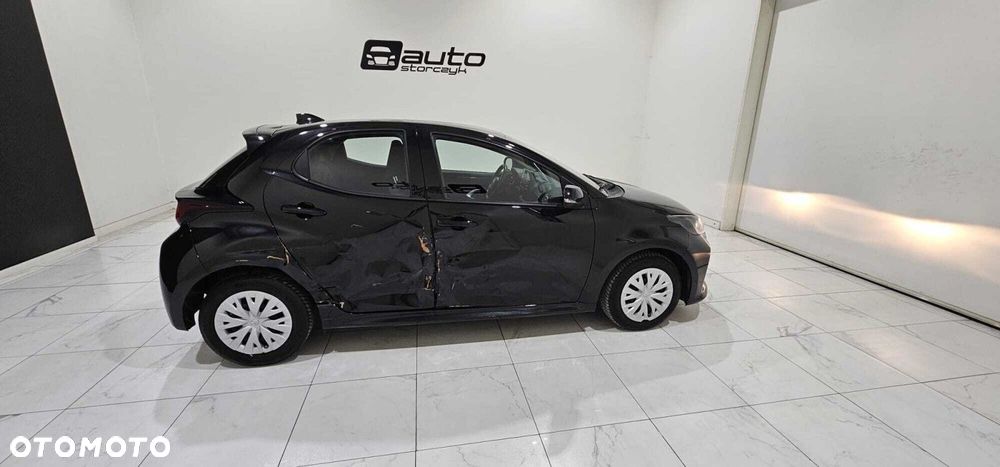 Toyota Yaris - 4