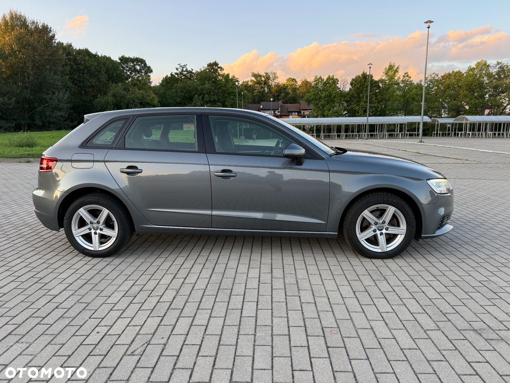 Audi A3 Sportback 30 TFSI - 5