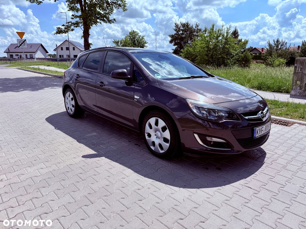 Opel Astra 1.4 Turbo - 2