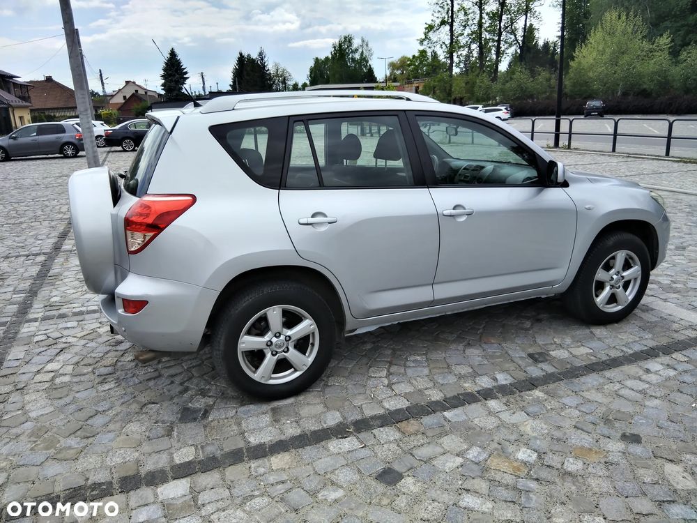 Toyota RAV4 2.0 VVT-i Premium - 3