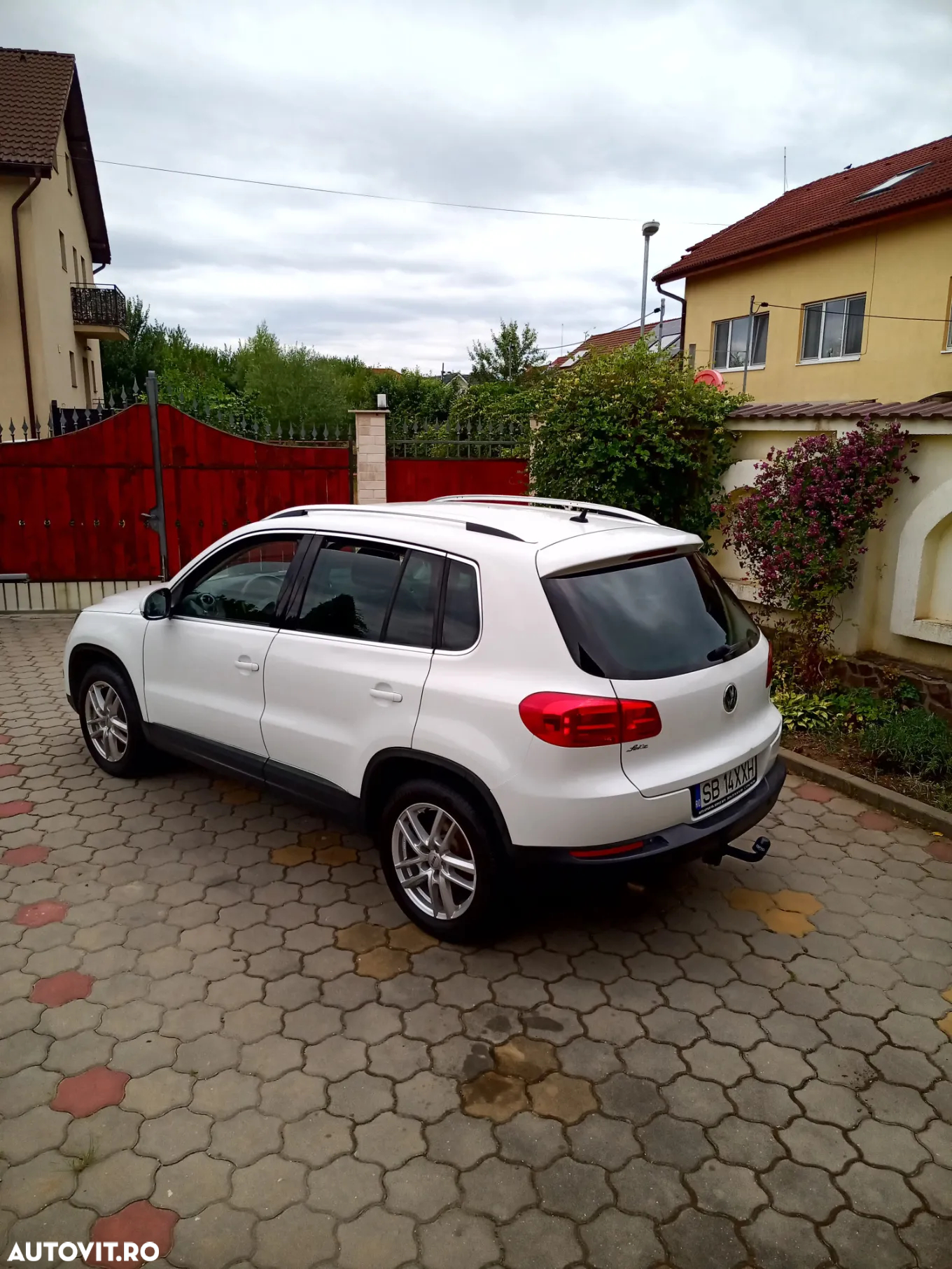 Volkswagen Tiguan 2.0 TDI 4Mot DSG Trendline - 3