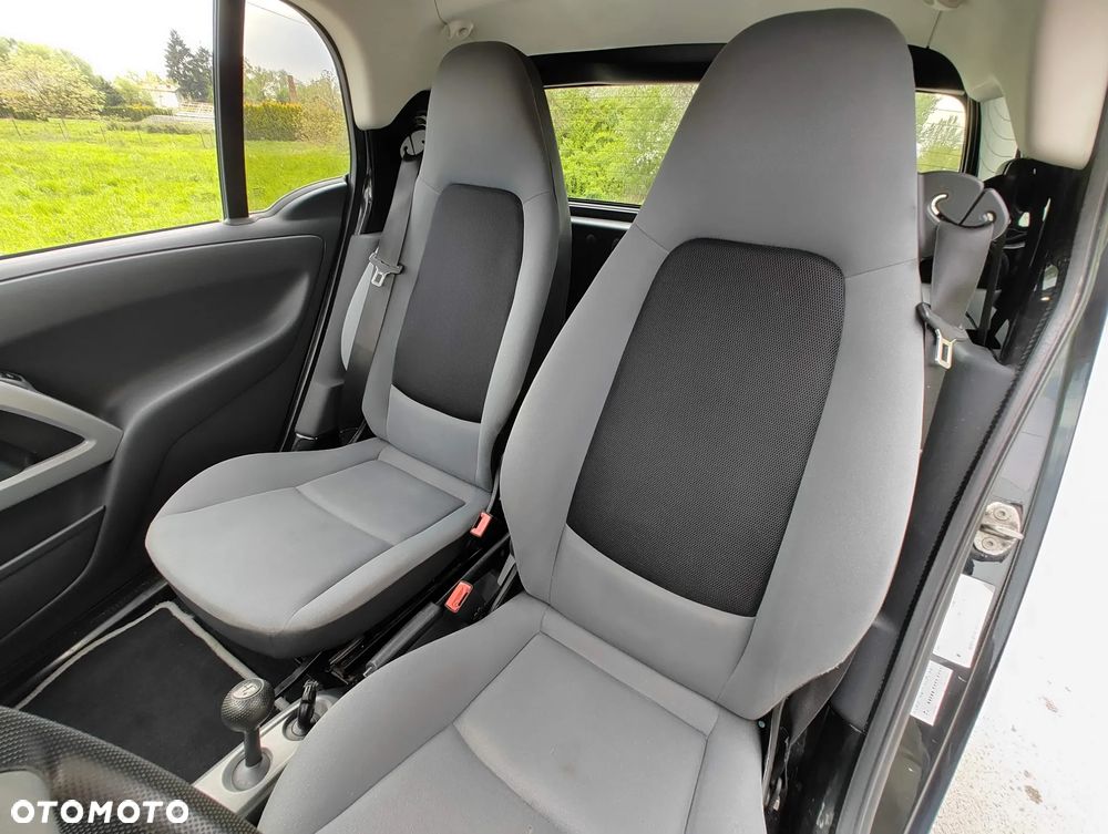 Smart Fortwo & pure cdi - 26