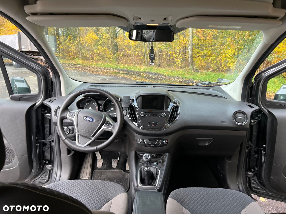 Ford Tourneo Courier 1.5 TDCi Titanium - 8